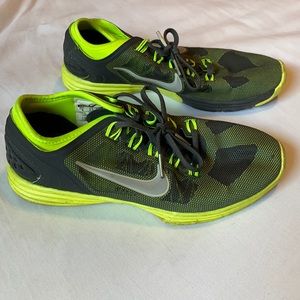 Nike Women’s Running Sneakers - Black